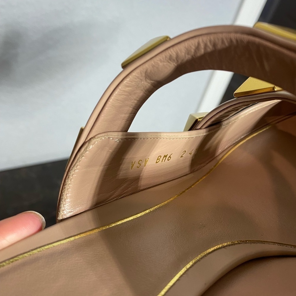 Valentino Garavani Leather Oversized Rockstud Mules 65 nude/blush color - Picture 15 of 15